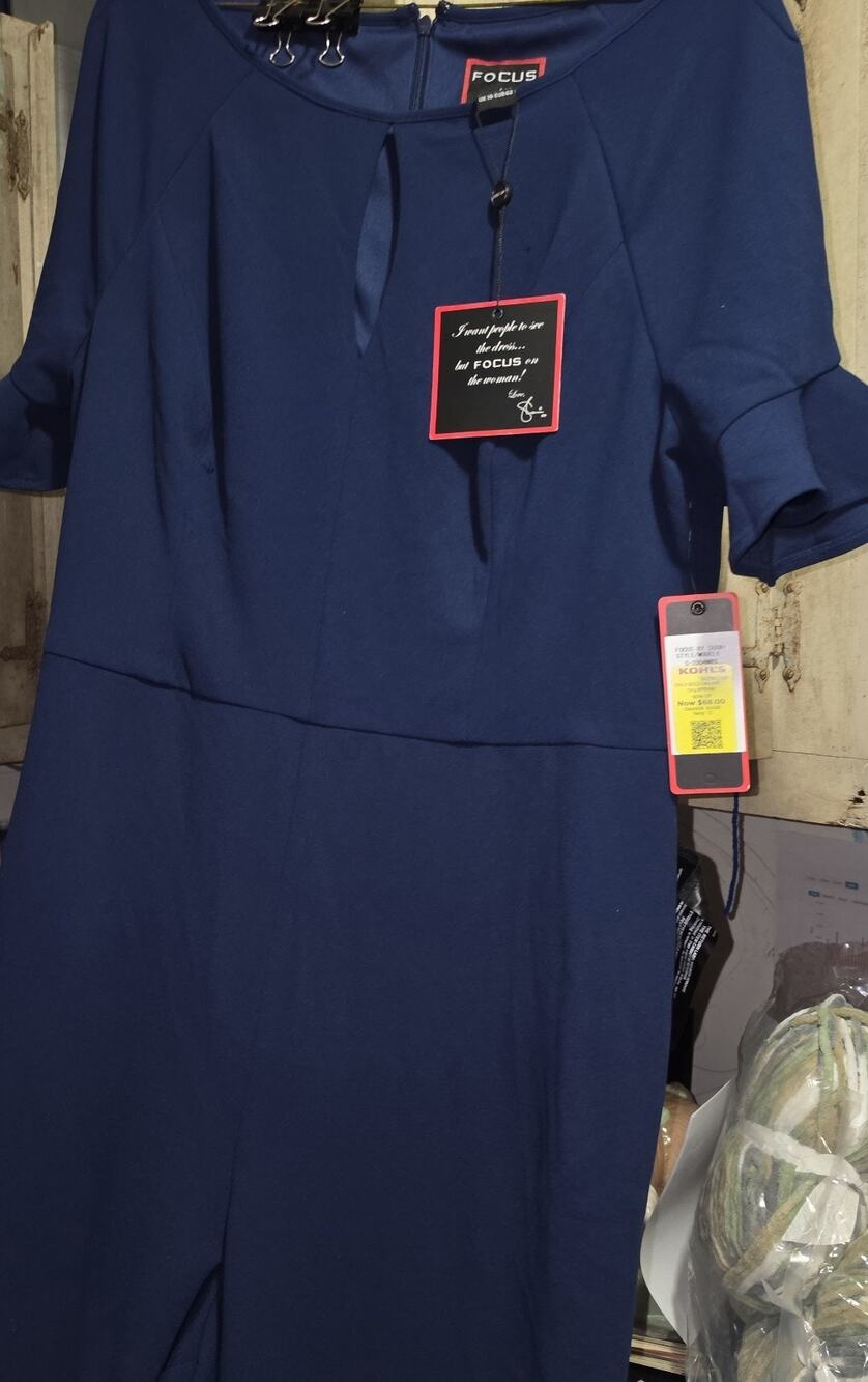 Focus by Shani Size 12 Navy Blue Short Sleeve Pants Suit NWT keyhole cutout